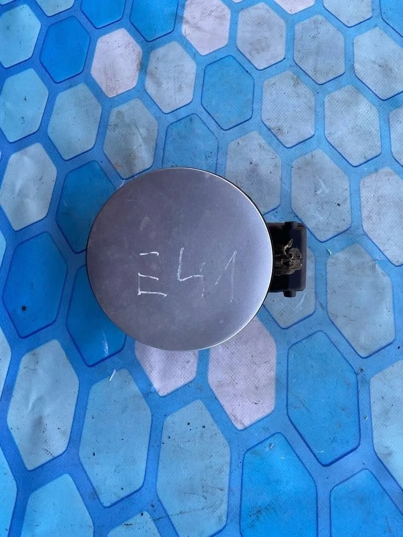 Лючок бензобака Skoda Superb 1 2002-2008