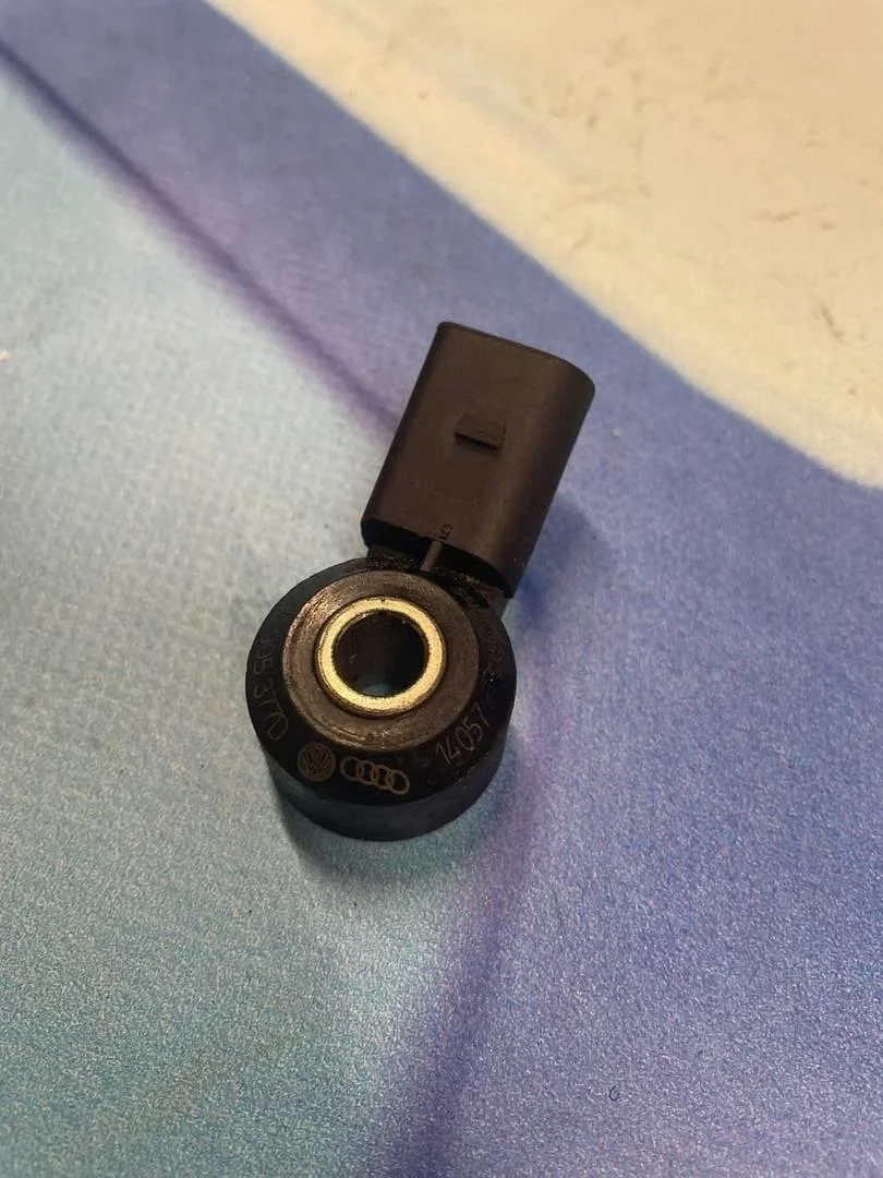 Датчик детонации Skoda Yeti 2014-.в.