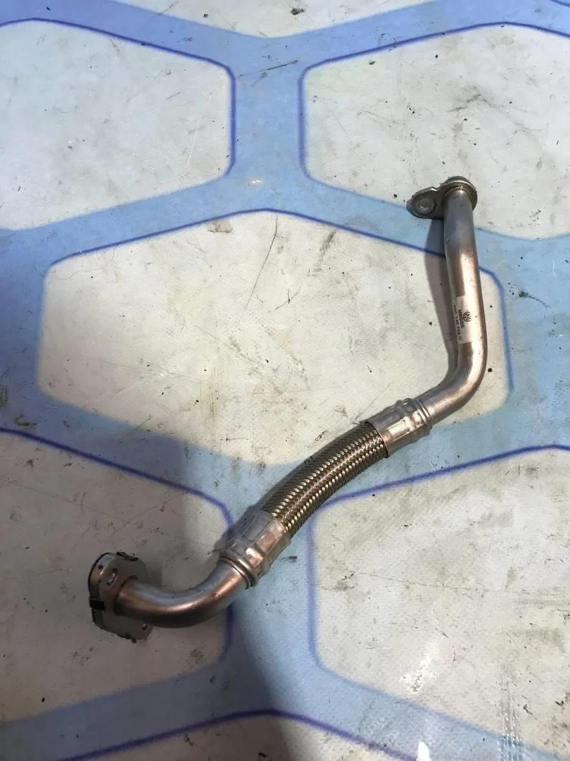 Трубка турбины VW Tiguan 1 2007-2011