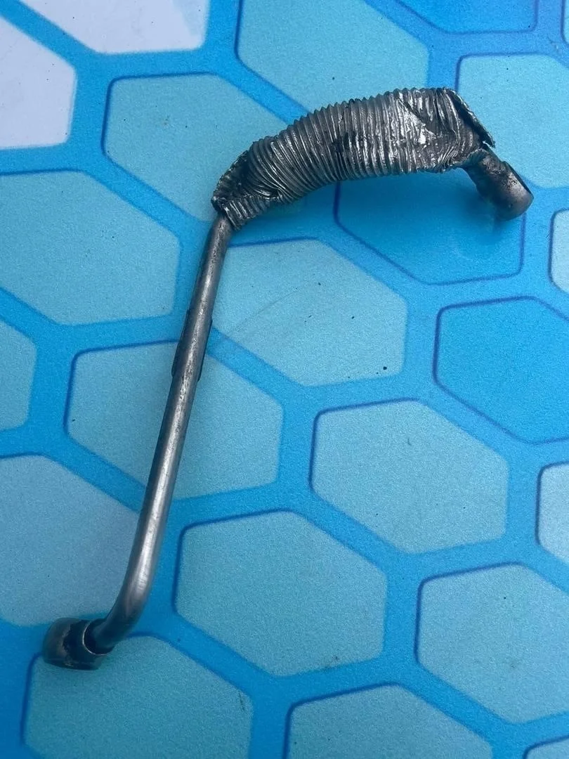 Трубка масляная VW Tiguan 1 2007-2011