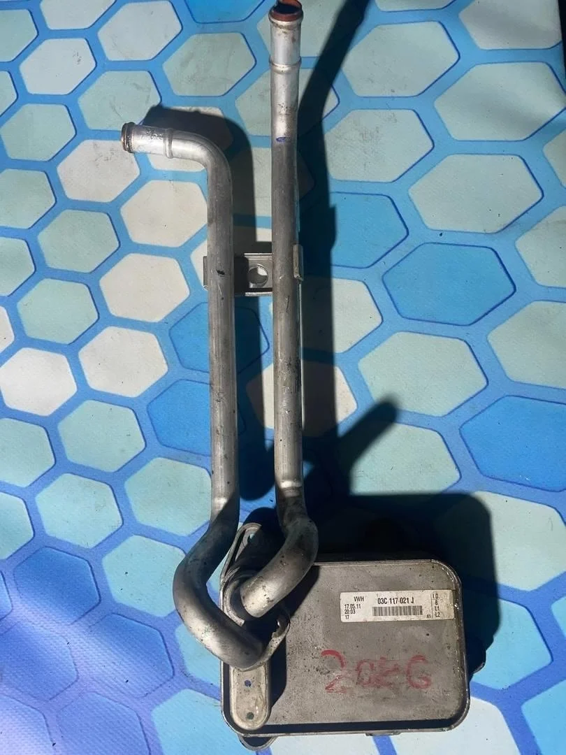 Радиатор масляный VW Tiguan 1 2007-2011