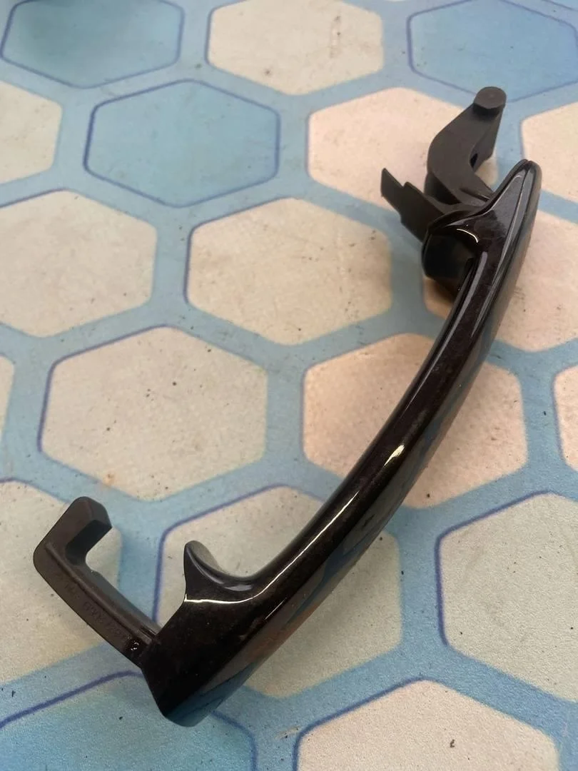 Ручка двери внешняя VW Tiguan 1 2007-2011