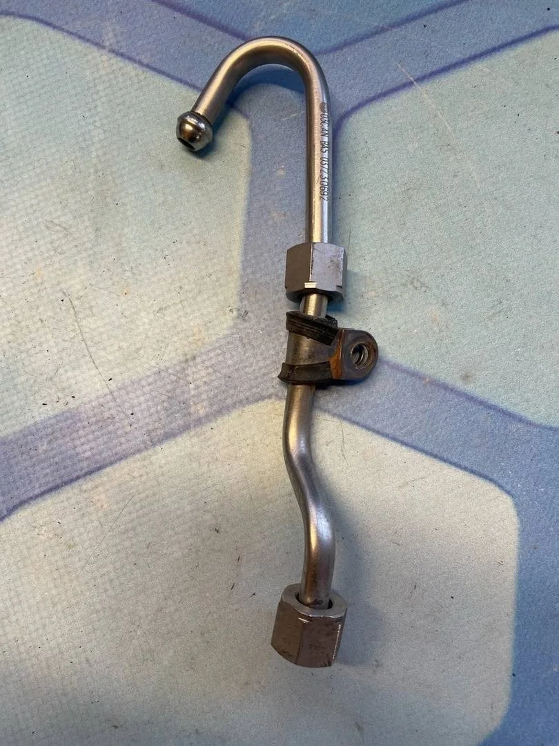 Труба напорной линии VW Tiguan 1 2007-2011