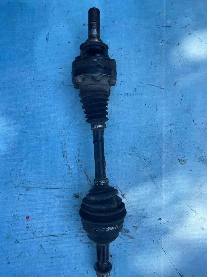 Полуось передняя левая правая привод сборе VW Touareg 1 2002-2007
