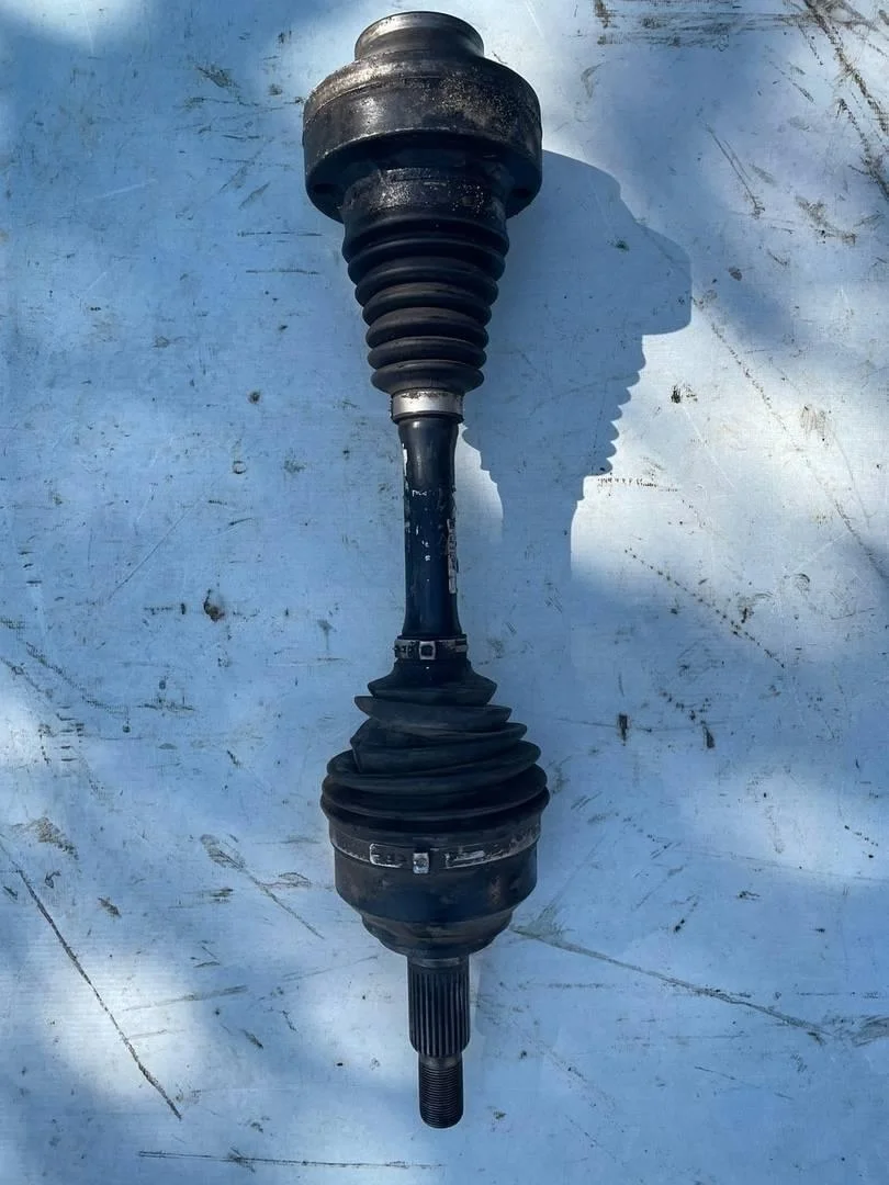 Полуось передняя левая правая привод сборе VW Touareg 1 2002-2007
