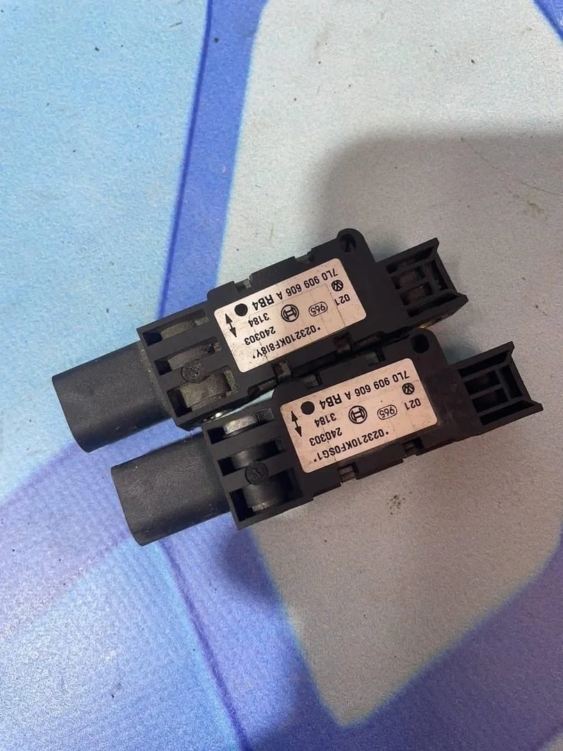 Датчик air bag VW Touareg 1 2002-2007