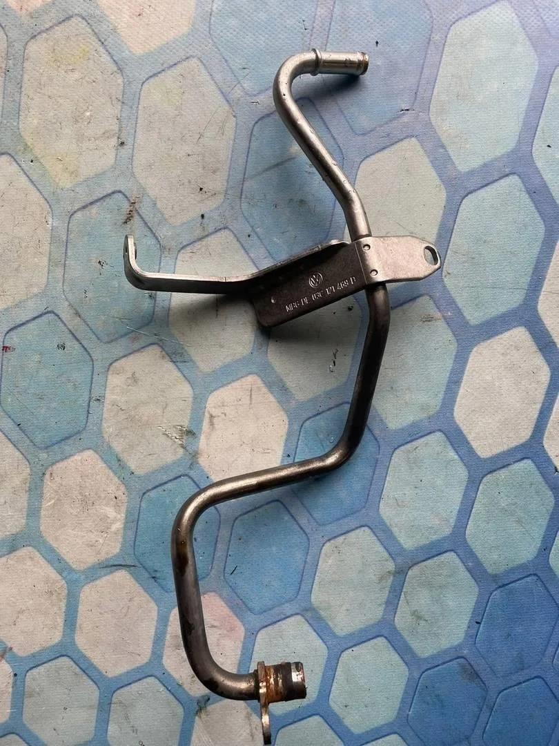 Трубка турбины VW Touran 2 2010-2016