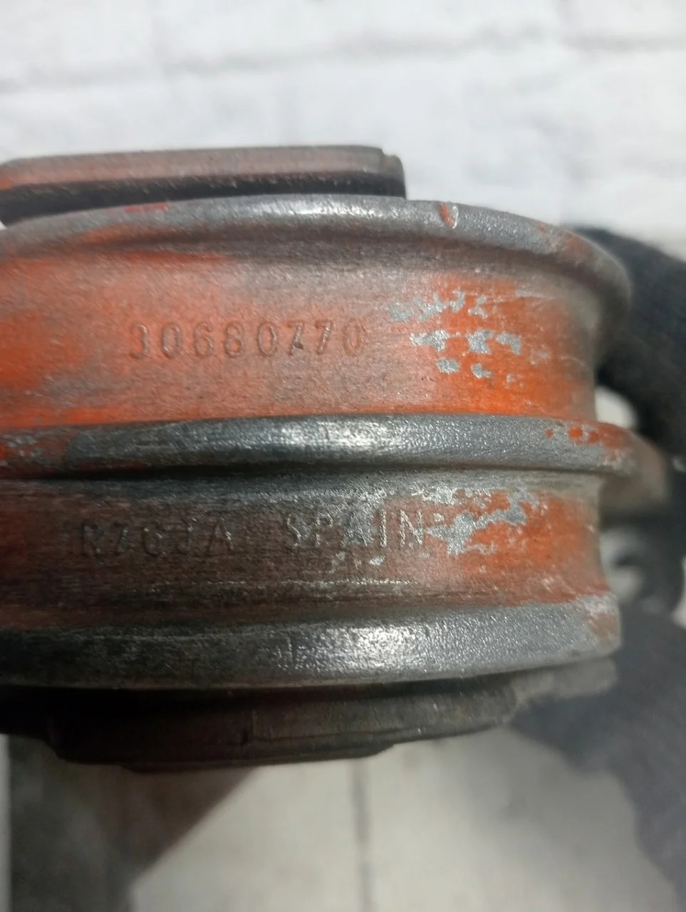 Опора двигателя верхняя Volvo XC70 Cross Country 2000-2006