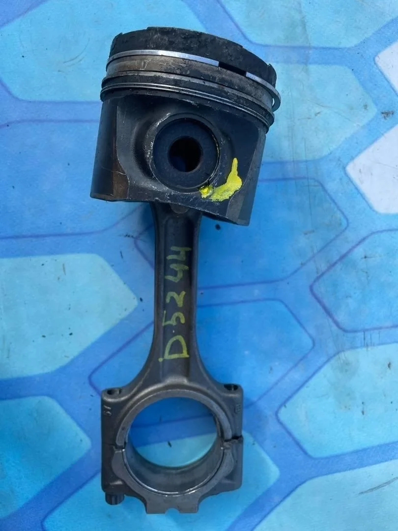 Поршень в сборе шатуном Volvo XC90 2002-2015