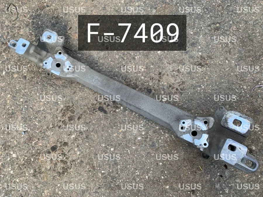 Подрамник передний AUDI АУДИ D3 Д3 A8 А8 4E 4Е