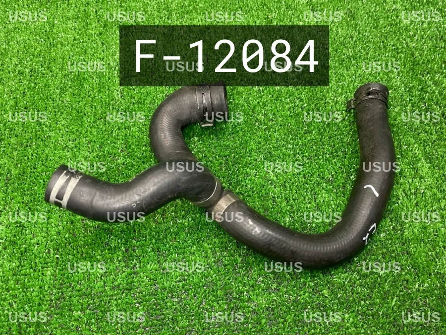 Патрубок охлаждения 4E0121088L AUDI АУДИ D3 Д3 A8 А8 4E 4Е