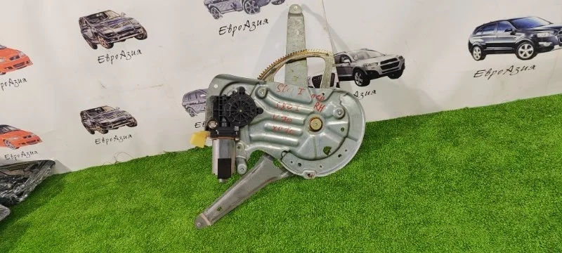 Стеклоподъемник Volvo S60 V70 Xc70 30784579, передний правый