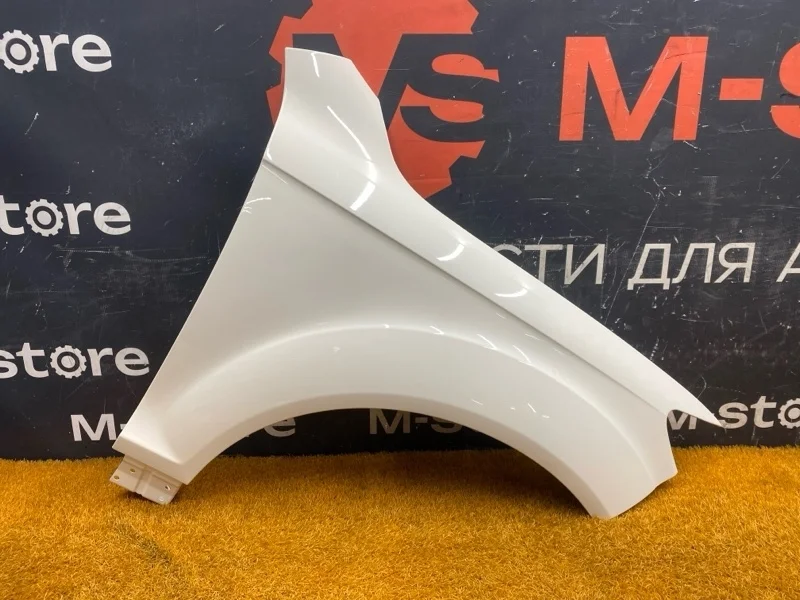 Крыло Audi Q7 2008 4L0821102 4L BAR, переднее правое