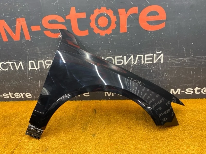 Крыло Audi Q5 2013 8R0821106A 8R CNCD, переднее правое