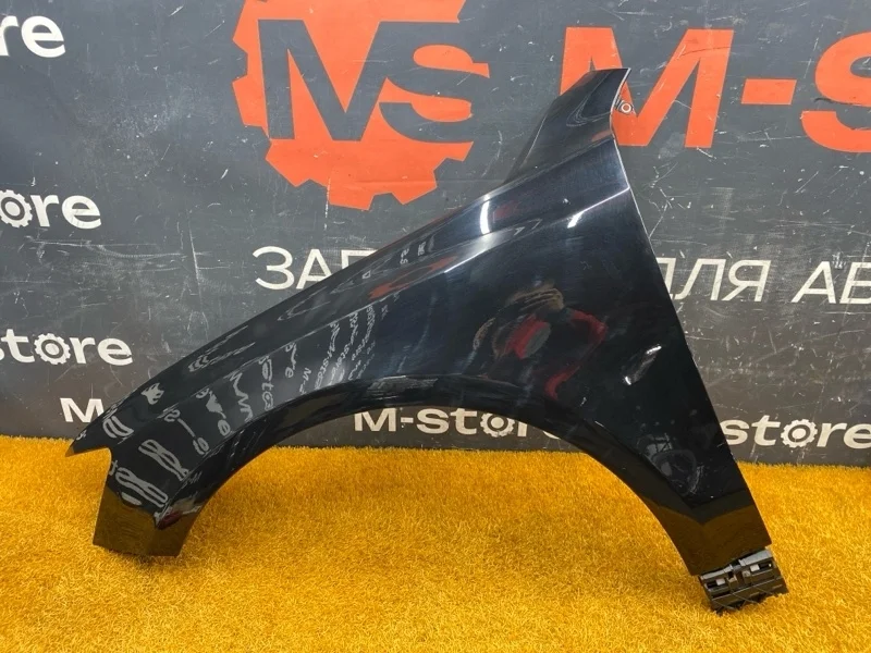 Крыло Audi Q5 2013 8R0821105A 8R CNCD, переднее левое