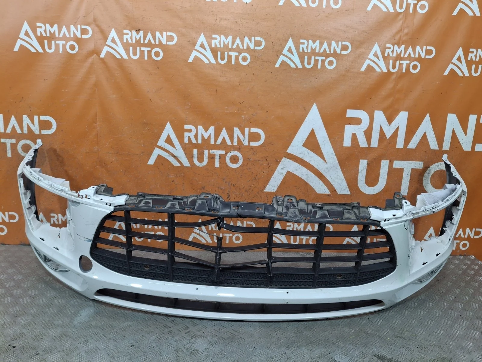 Бампер Porsche Macan 2014-2019 95b