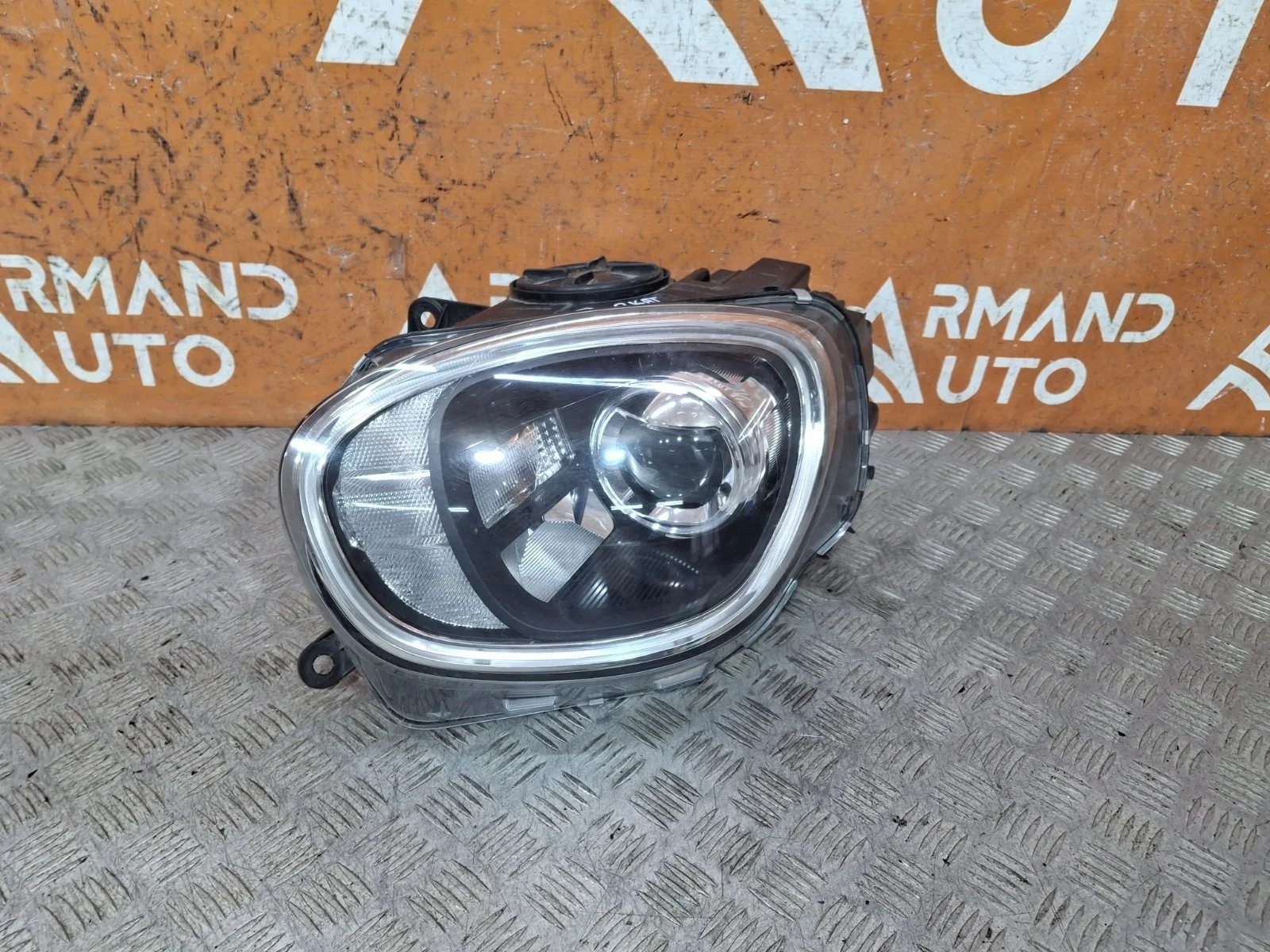 Фара Mini Countryman 2016-нв F60