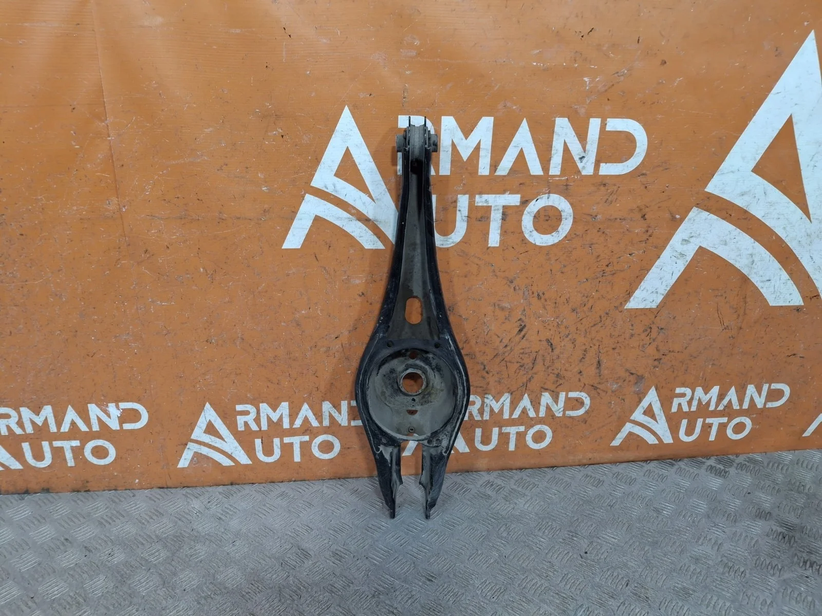 Рычаг подвески нижний Volkswagen Tiguan 2016-нв