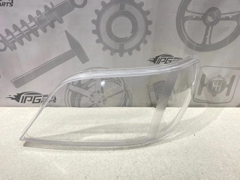 Стекло фары левое Mercedes-benz Sprinter Classic W909