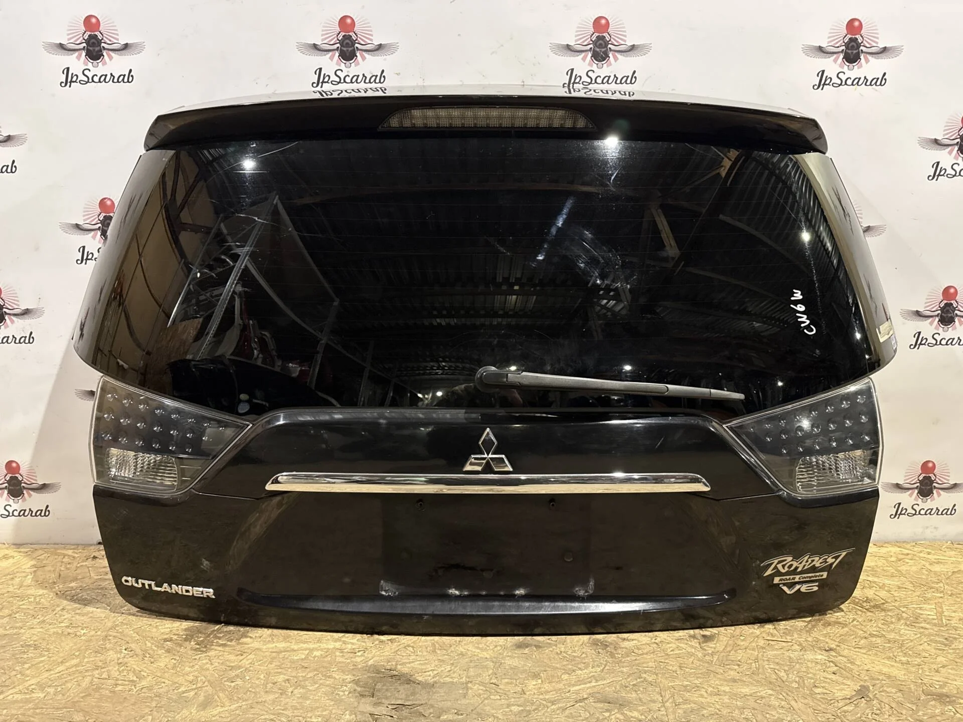 Крышка багажника Mitsubishi Outlander XL CW5W
