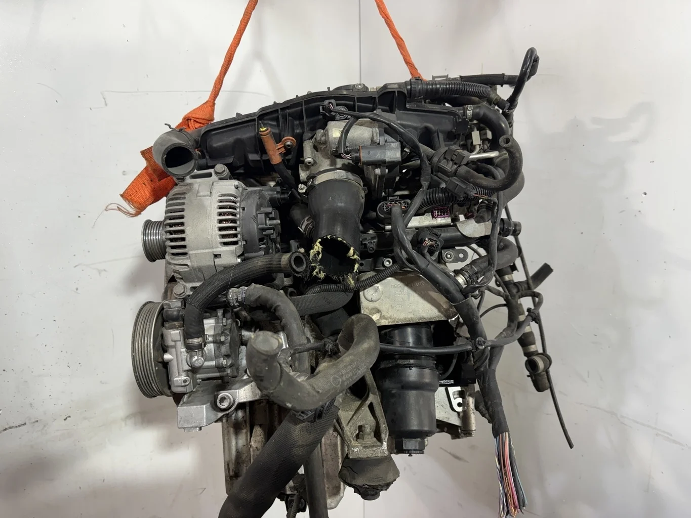 Двигатель BPJ  06D107066AB,AXX,BGB,BPG,BPJ,BPY,BU