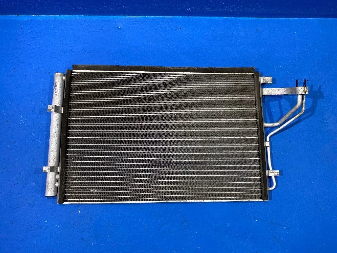 Радиатор кондиционера KIA Ceed 2 б.у