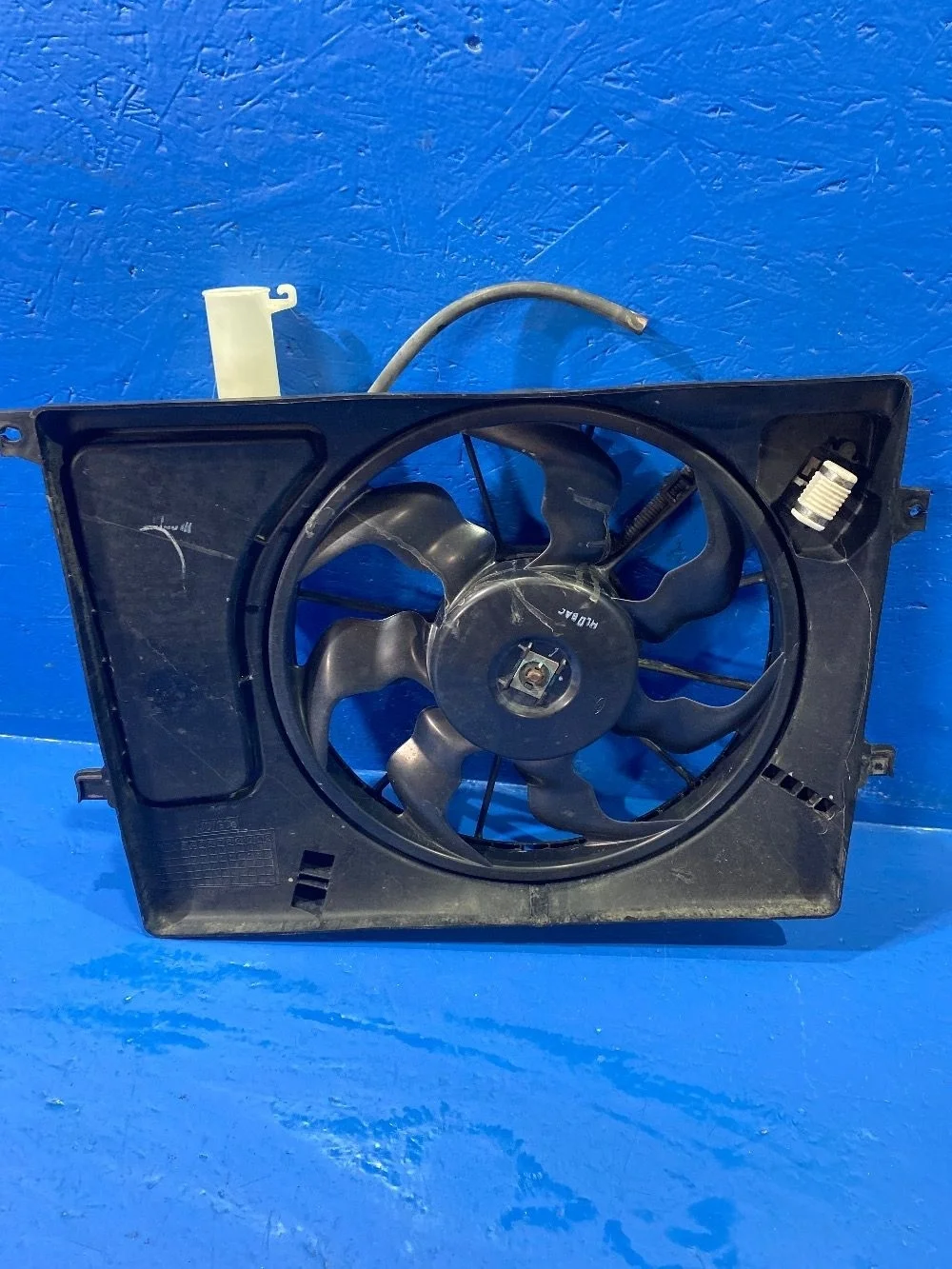 KIA CEED JD  Вентилятор охлаждения радиатора б.у