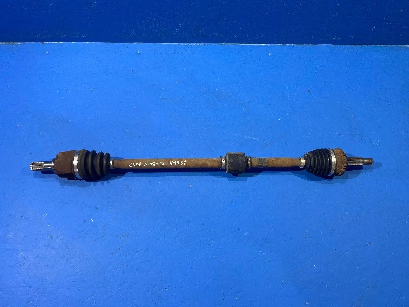 Привод передний правый Ceed JD 1,6  МКПП б.у