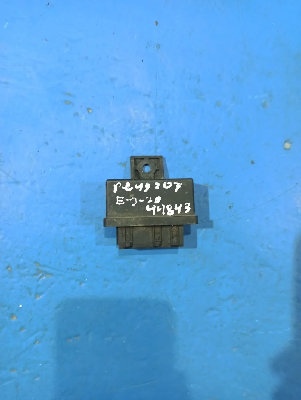 Блок управления топливным насосом Peugeot 207 I (2006—2009) б.у