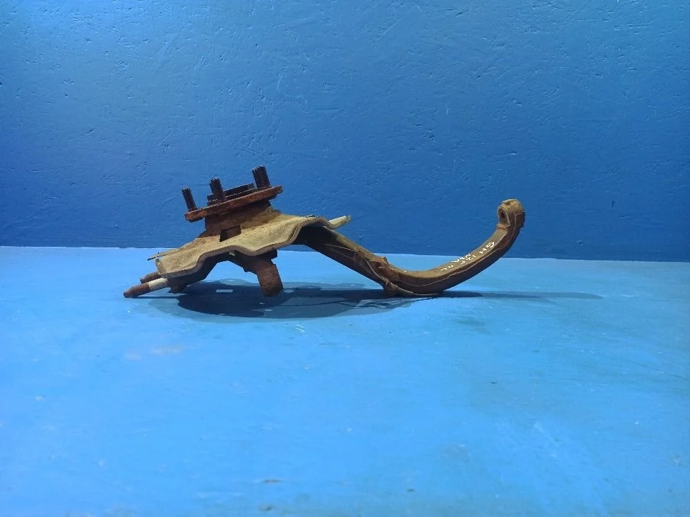 Кулак поворотный передний левый Mazda 6 GH б.у