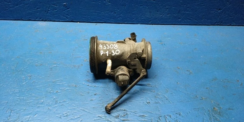 Заслонка дроссельная механическая Renault Sandero I (2009—2014) б.у