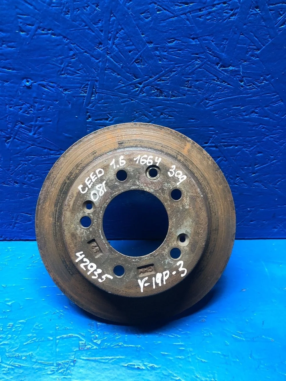 Тормозной диск задний KIA ceed 1 ED Лев, Прав б.у