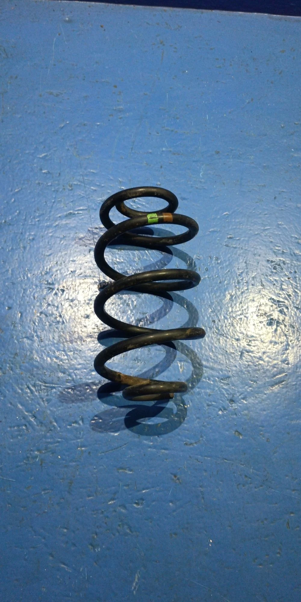 Пружина подвески задняя Nissan Note E11 (2005—2009) б.у