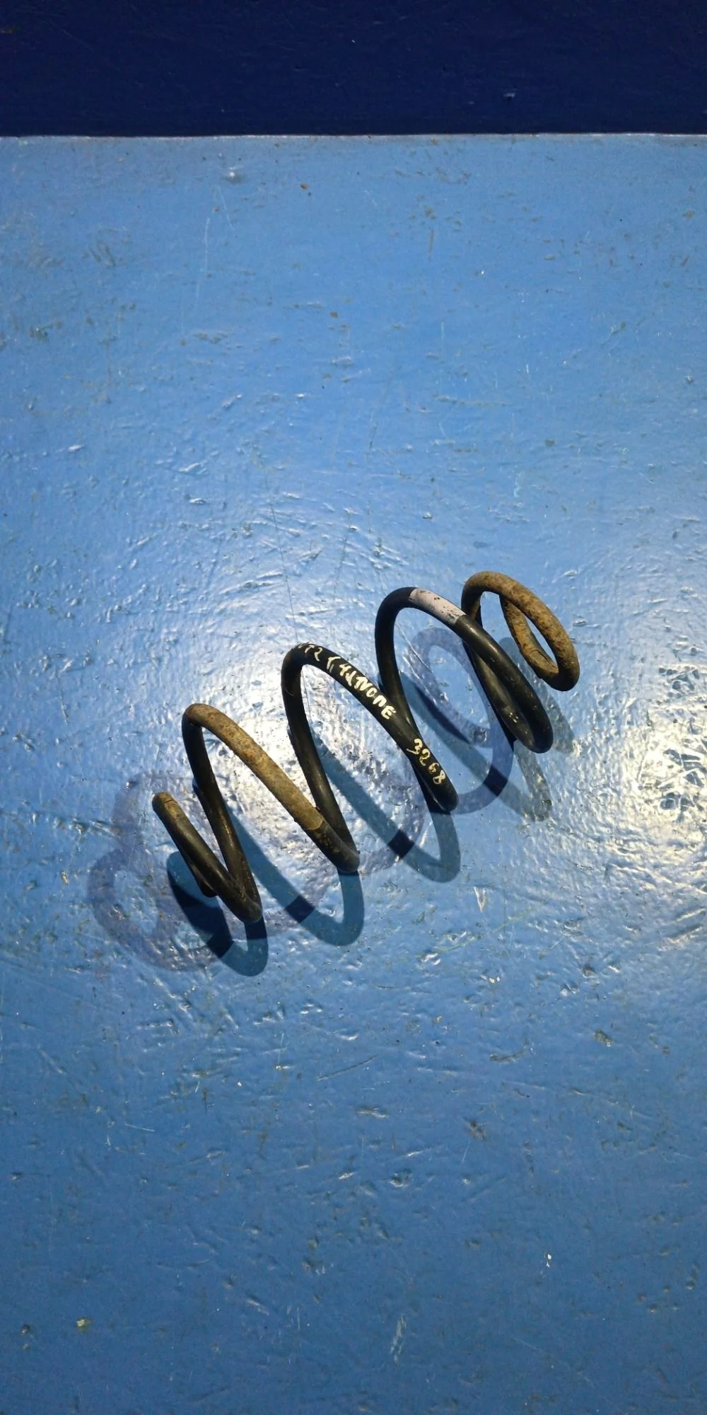 Пружина подвески задняя Nissan Note E11 (2005—2009) б.у