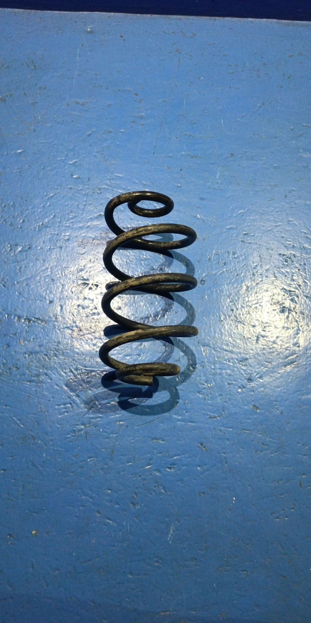 Пружина подвески задняя Nissan Note E11 рестайлинг (2008—2013) б.у