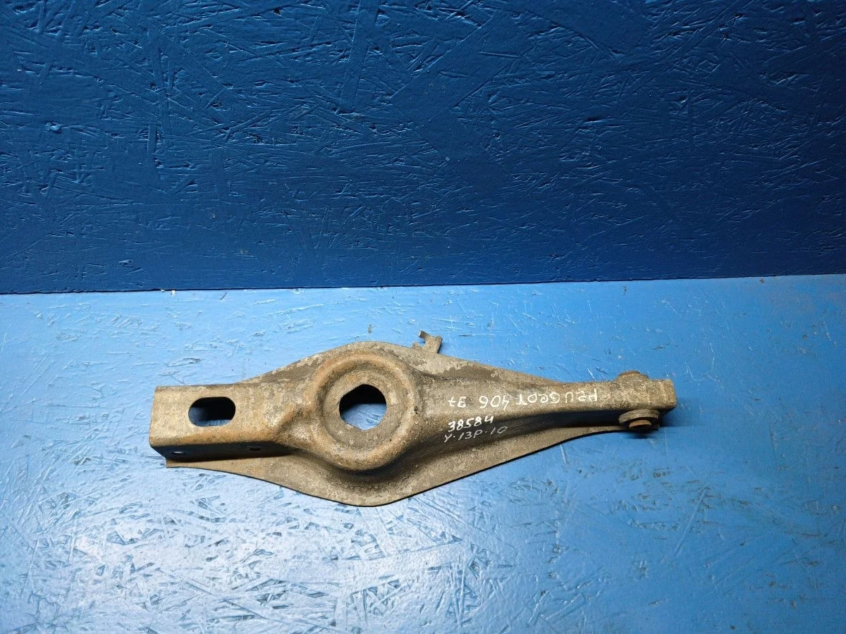 Рычаг задний L=R Peugeot 406 I (1995—2003) б.у