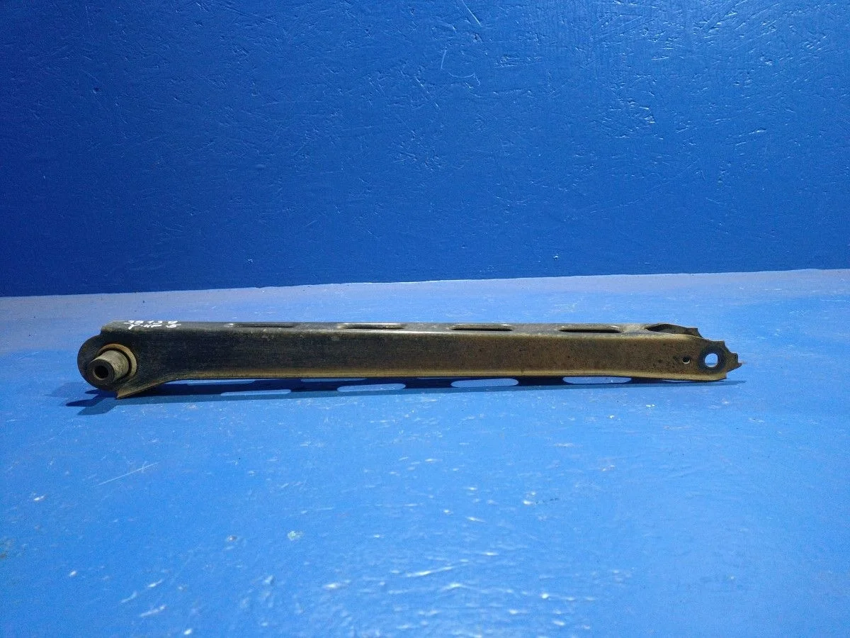 Рычаг задний L=R Opel Vectra B рестайлинг (1999—2002) б.у