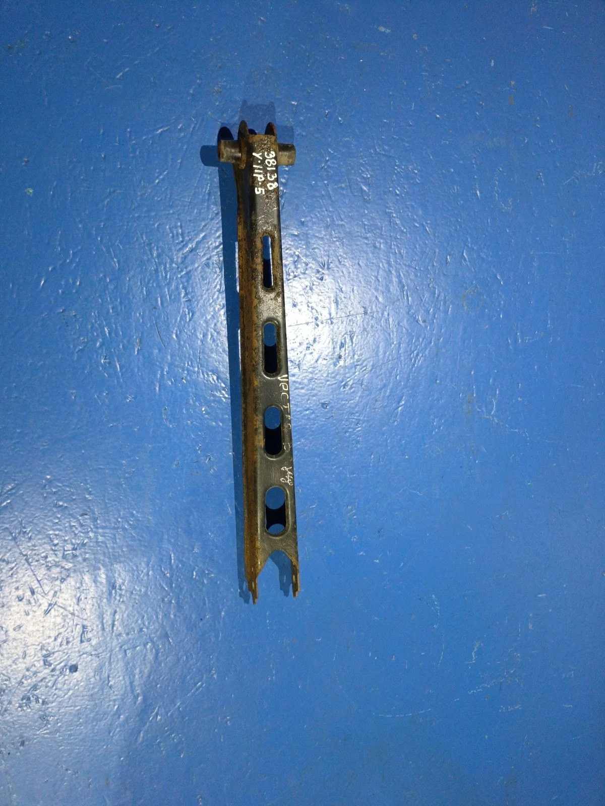 Рычаг задний L=R Opel Vectra B рестайлинг (1999—2002) б.у