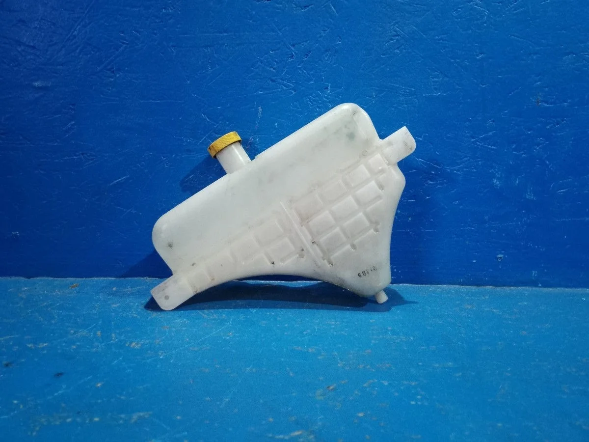 Бачок расширительный Mazda 6 GG (2002—2005) б.у