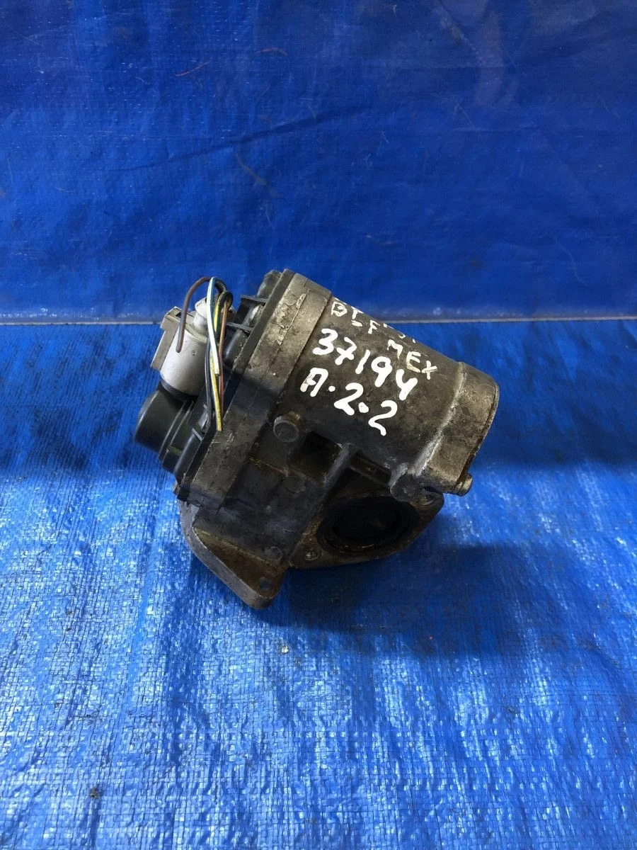 Клапан EGR для VW Golf 5  1.6FSI BLF б.у