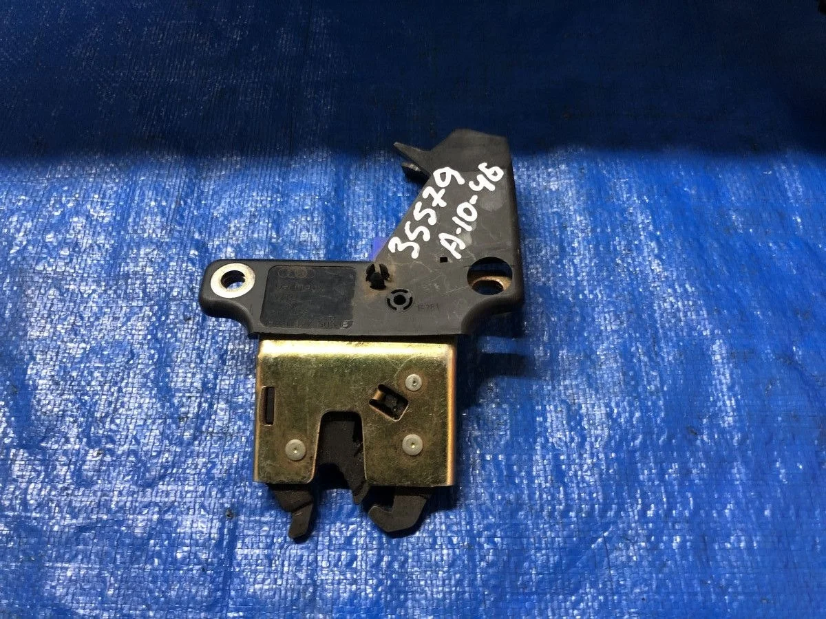 Замок багажника Audi A4 B6 (2000—2006) б.у