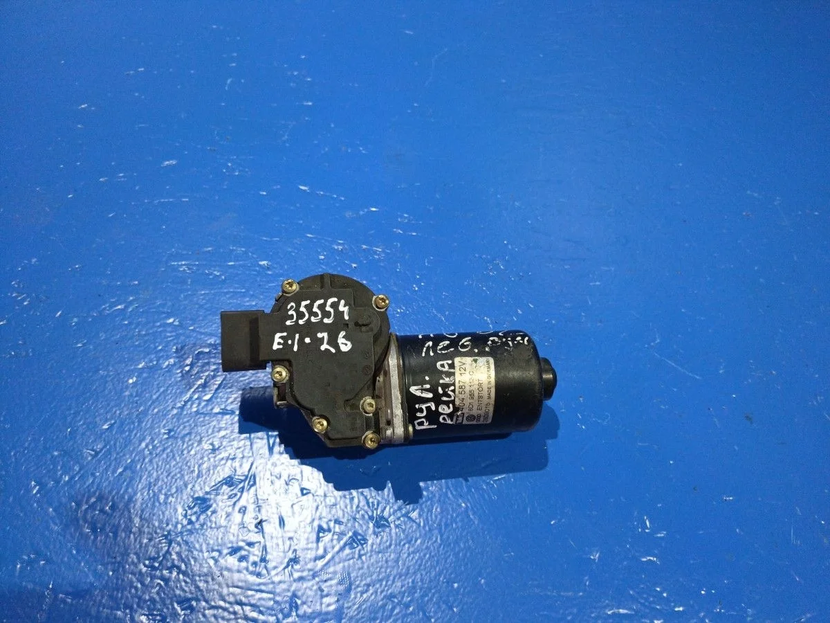 Мотор стеклоочистителя передний Audi A6 Allroad Quattro C5 (2000—2006) б.у