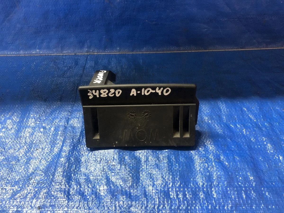 Ручка замка багажника Nissan Pathfinder III (2004—2010) б.у