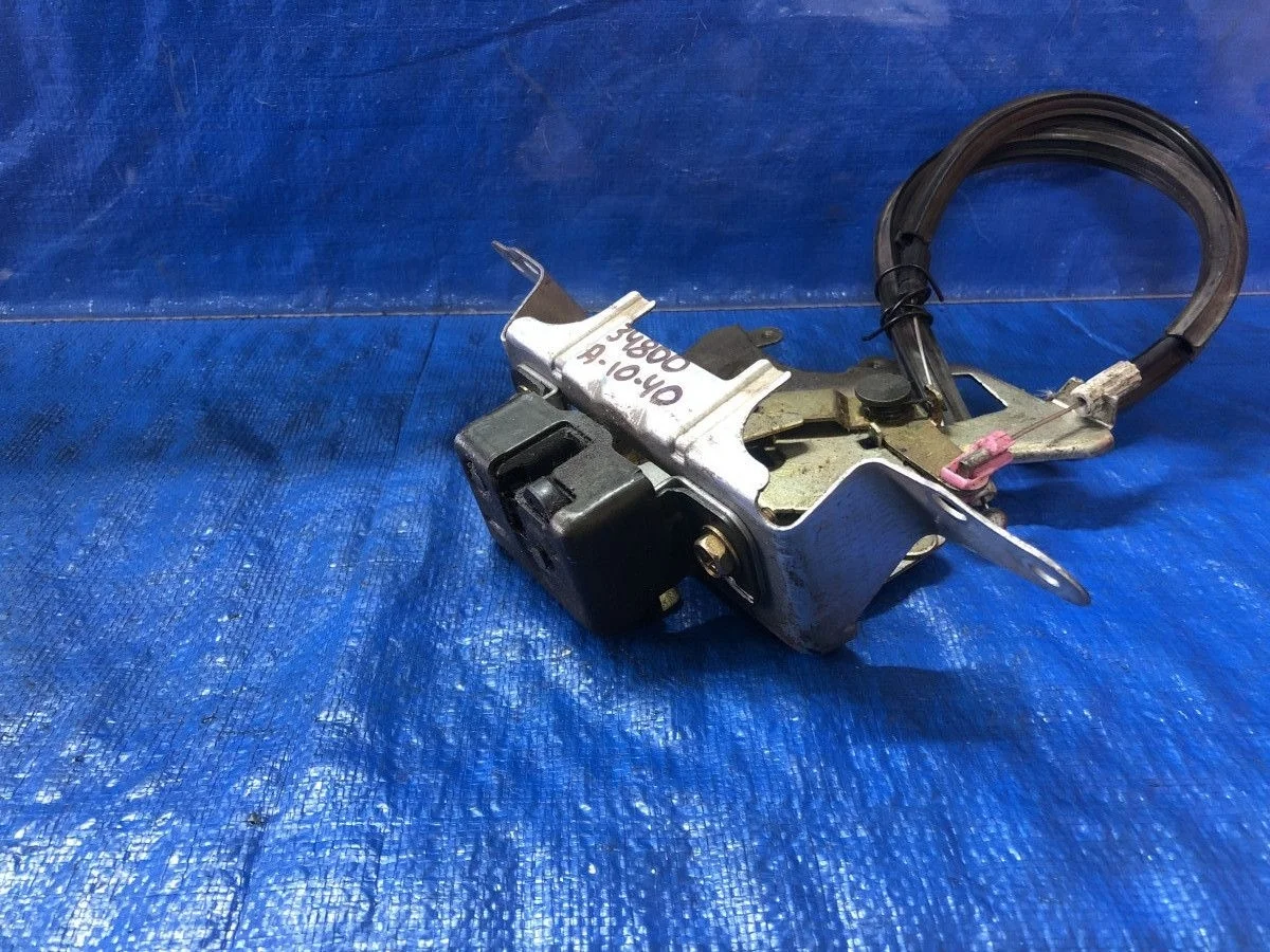 Замок багажника Nissan Pathfinder III (2004—2010) б.у