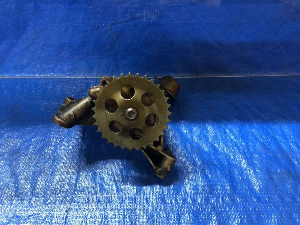 Масляный насос Audi A6 C5 (1997—2001) б.у