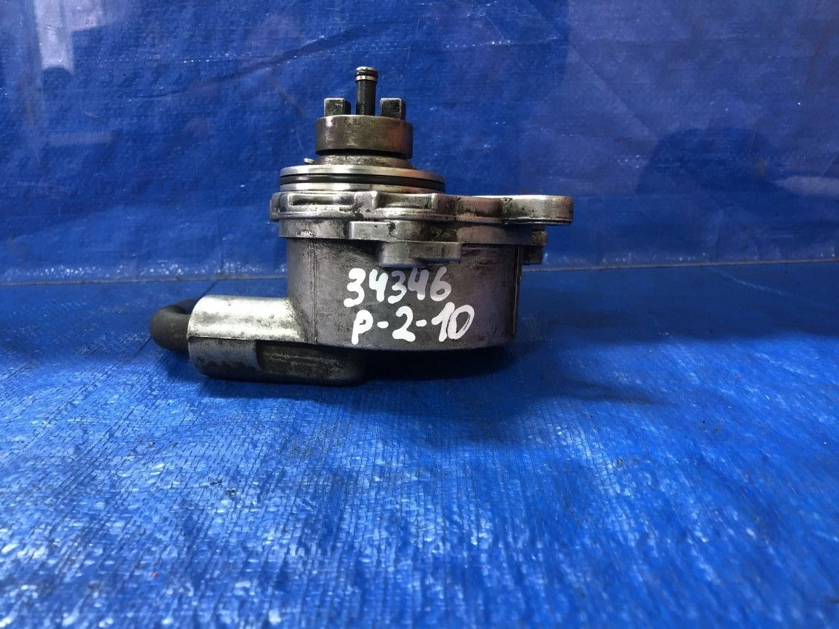 Вакуумный насос Mercedes-Benz Vito W638 (1996—2003) б.у