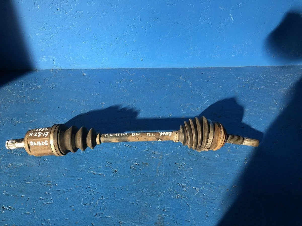 Для Almera Classic 1,6 мкпп привод левый б.у