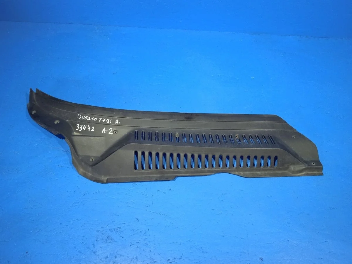 Жабо (планка под лобовое) FIAT Ducato II рестайлинг (2006—2007) б.у