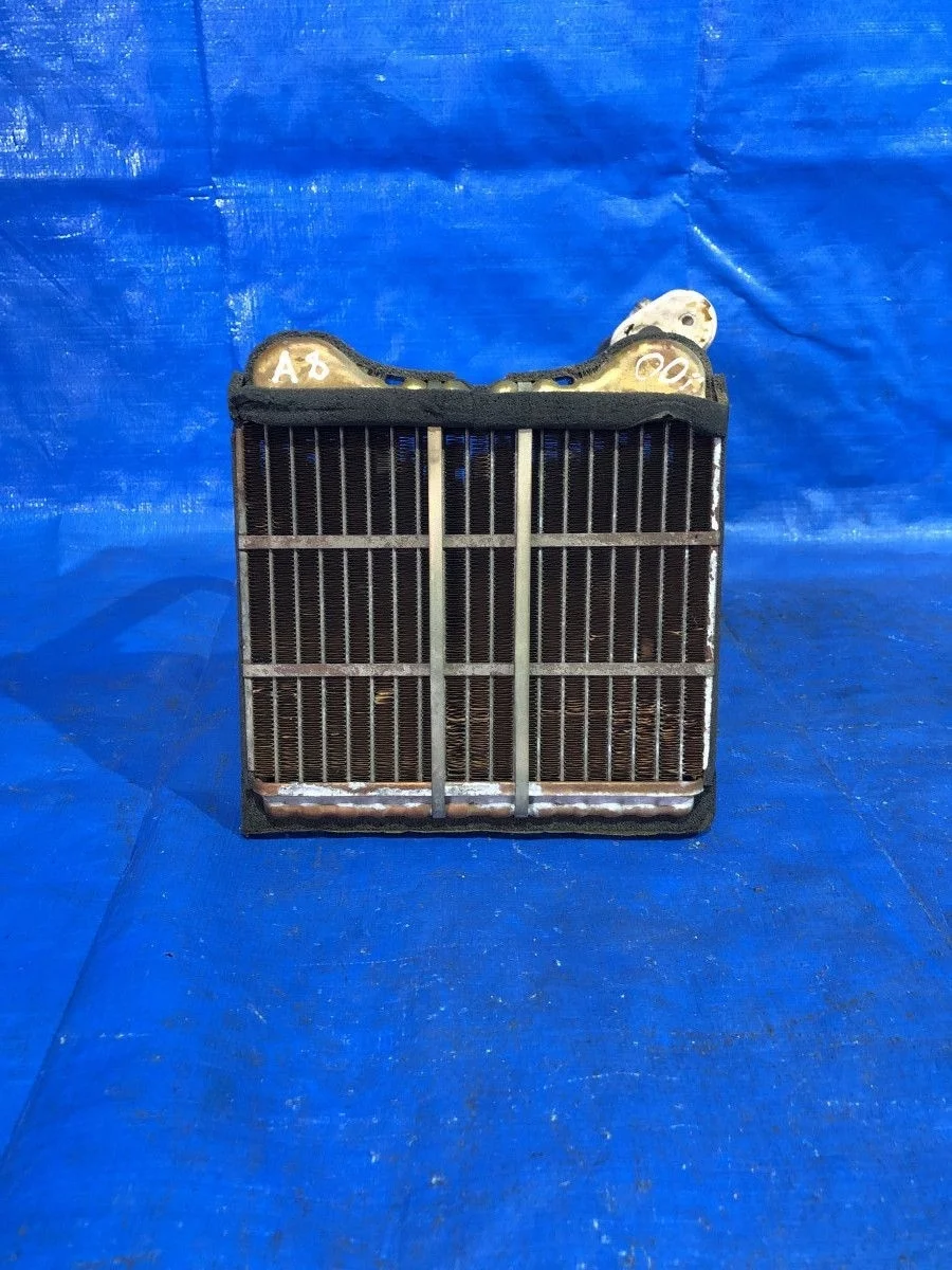 Радиатор отопителя (печки) Audi A8 D2 рестайлинг (1999—2002) б.у