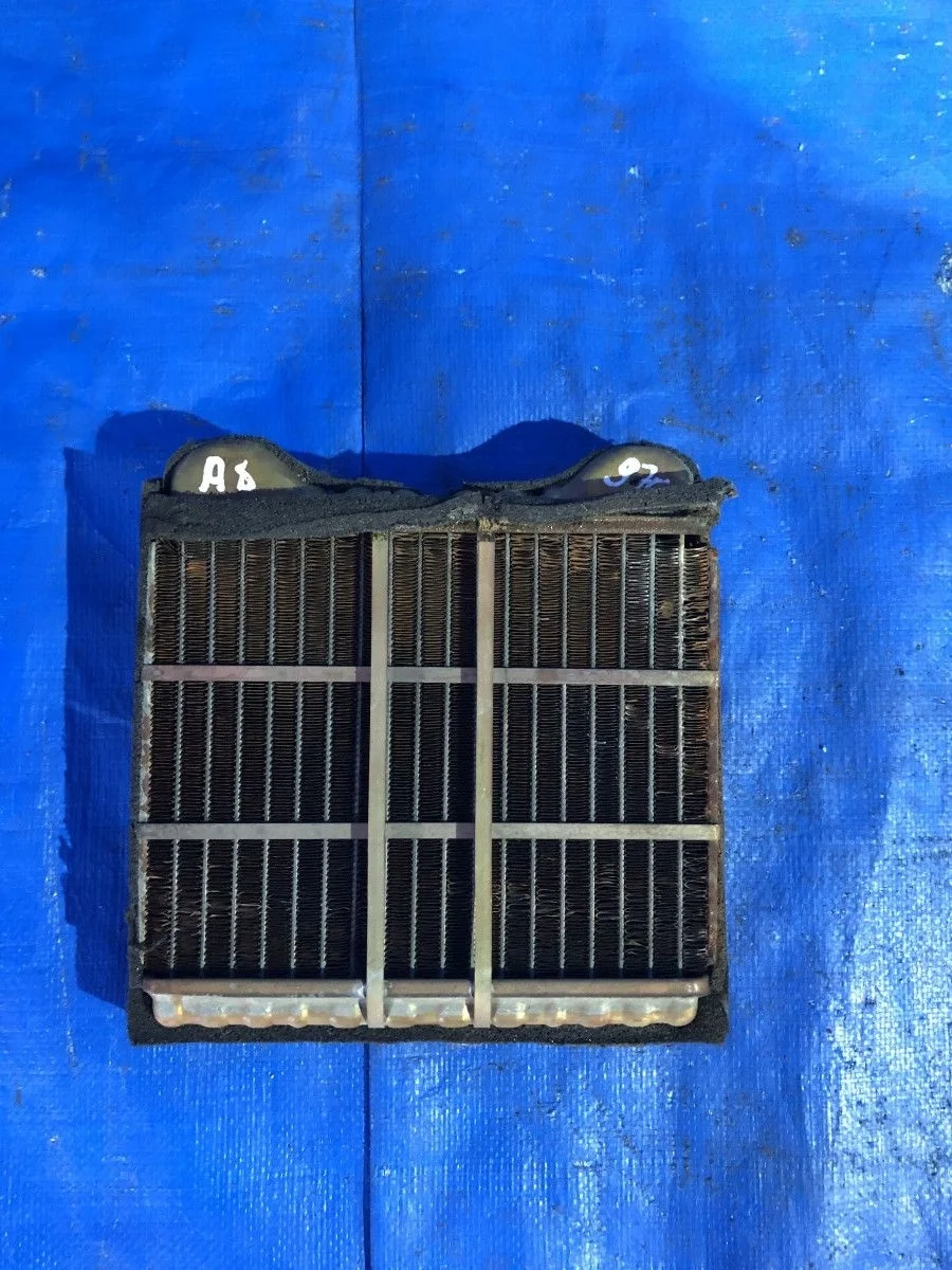 Радиатор отопителя (печки) Audi A8 D2 (1994—1999) б.у